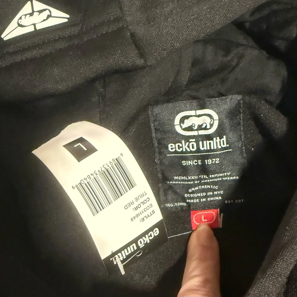 Ecko Unlimited Black, Red & White Colorblock Pullover Hoodie. Men’s large D10 - Picture 6 of 7